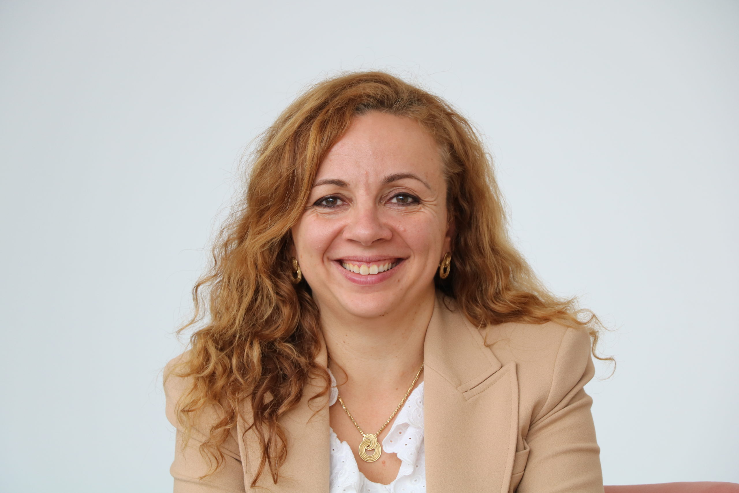 Hind Guedira Hind Guedira, Associate Partner & Education Director at Do Well Do Good